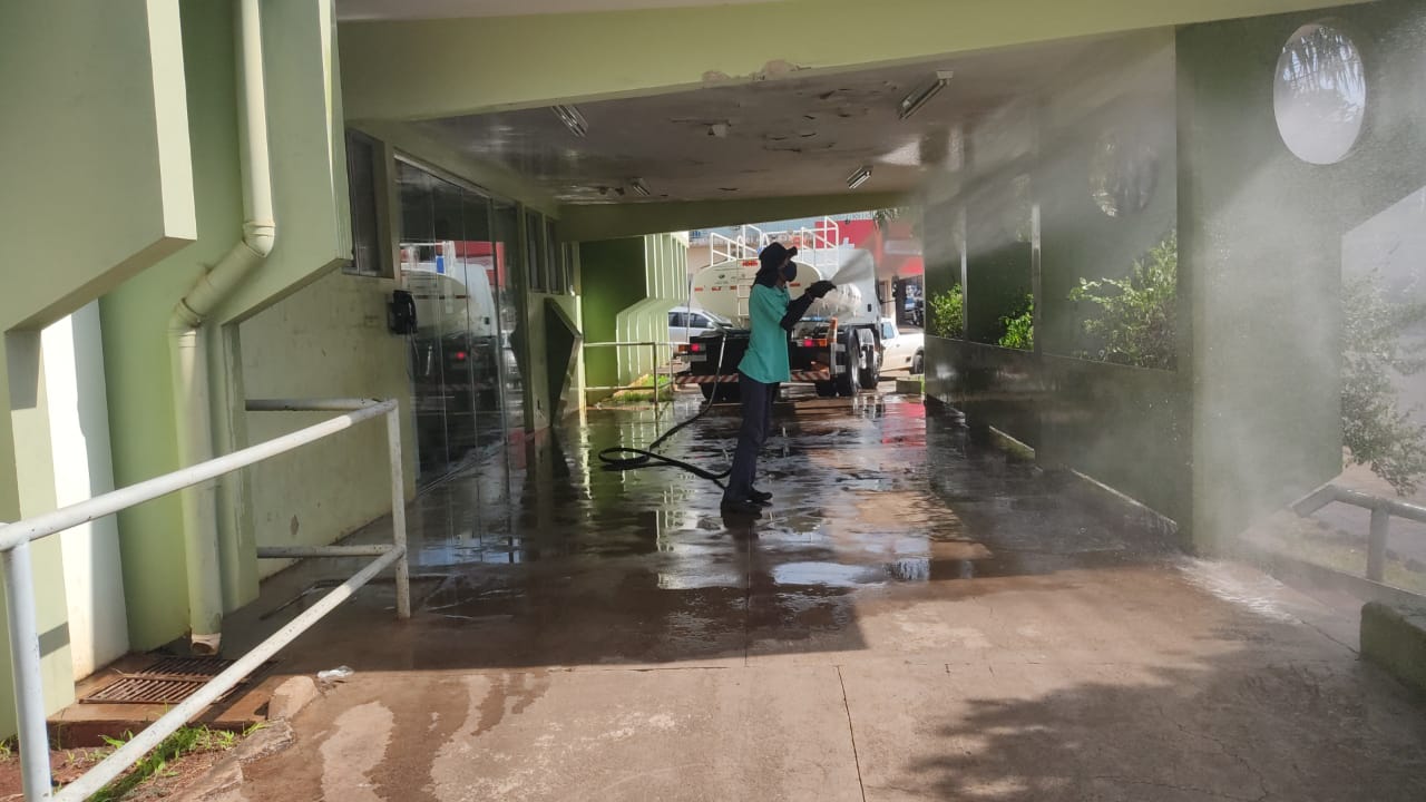 Prefeitura realize higienização em ponto de vacinação em Sarandi